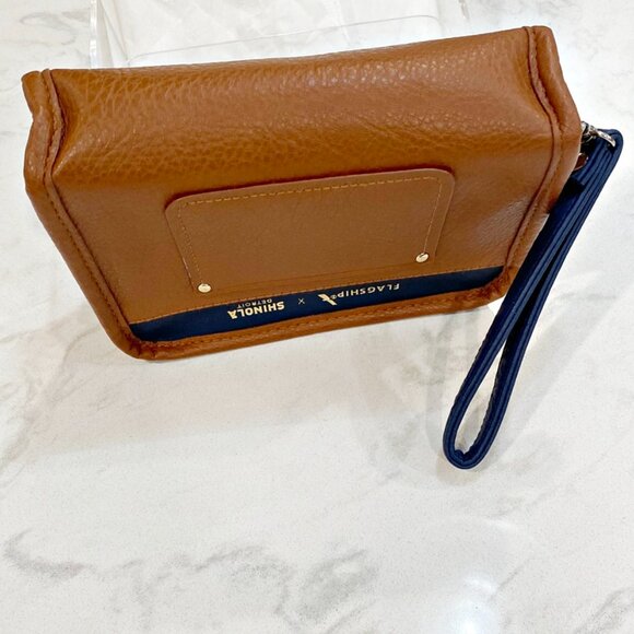 Shinola Detroit Flagship Amenity Kit Designed American Airlines Tan Leather Bag - Picture 7 of 8